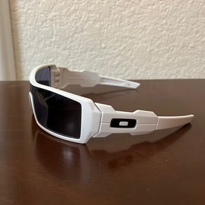 Oakley sunglasses